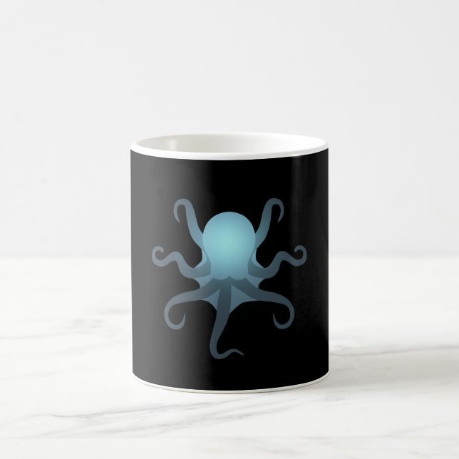 Mug octopus glow in deep ocean sea life (Centre)