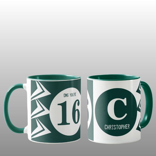 Mug OMG vous êtes 16 monogramme nom vert et blanc (Créateur téléchargé)