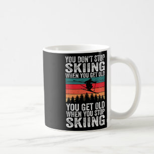 Mug On vieillit quand on arrête de skier - Sports d'hi