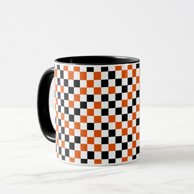 Mug Orange Noir et Blanc à Damier  (Devant gauche)