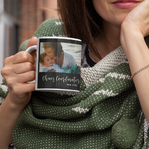 Mug Organisatrice de chaos Maman Année personnalisée