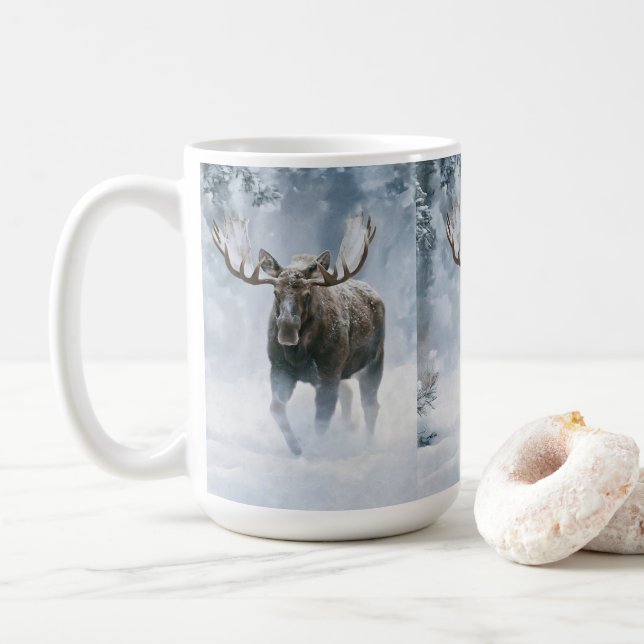 Mug Orignal mâle marchant dans la neige boréale (Avec donut)