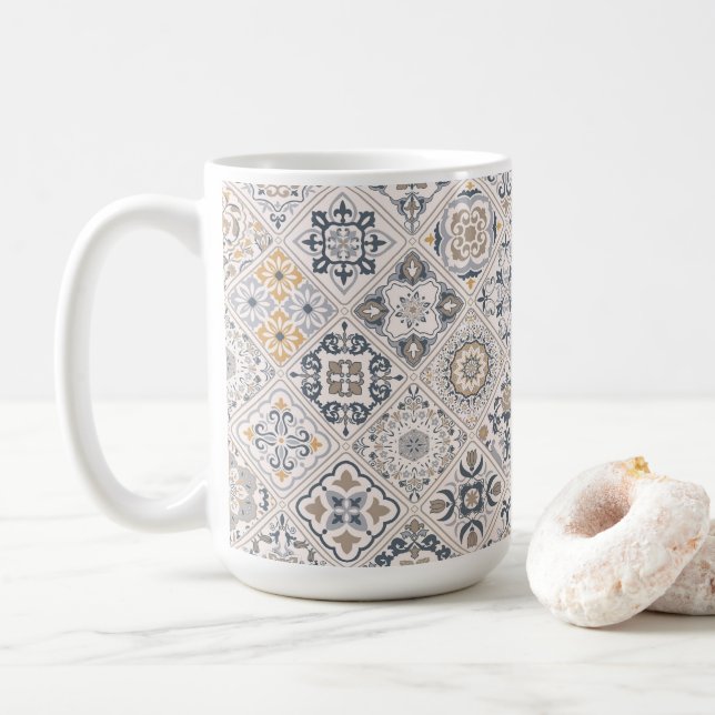 Mug Ornement traditionnel portugais et espagnol Boho  (Avec donut)