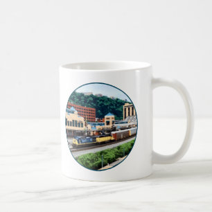 Mug PA de Pittsburgh - Train allant par le carré de