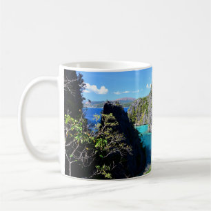 Mug Palawan Lagoon, Philippines
