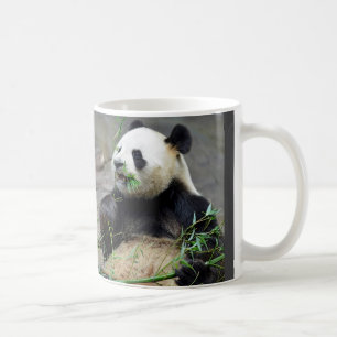 Mug Panda géant mangeant du bambou