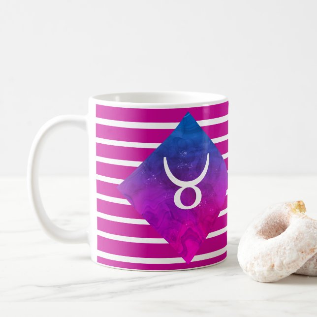 Mug Panneau étoile Taurus Zodiac Stripe moderne (Avec donut)
