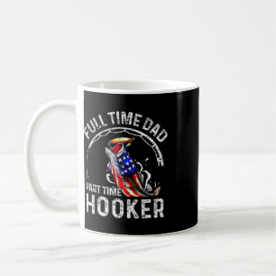Mug Papa à plein temps, papa pêcheur drôle à temps par