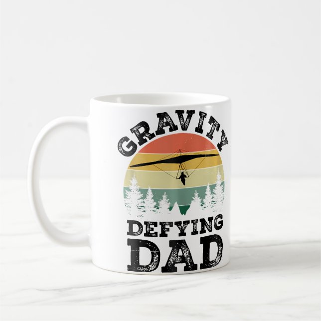 Mug Papa défiant la gravité en deltaplane pilotant un  (Gauche)