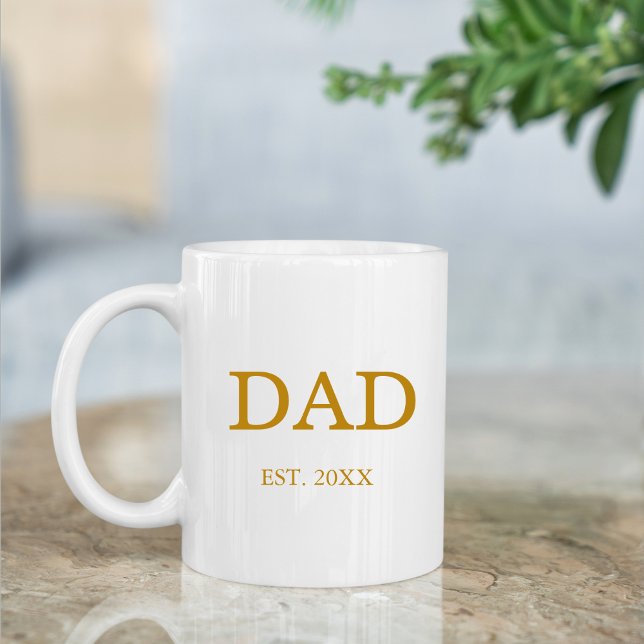 Mug Papa Est. Date avec les noms d'enfants Gold Script (Créateur téléchargé)