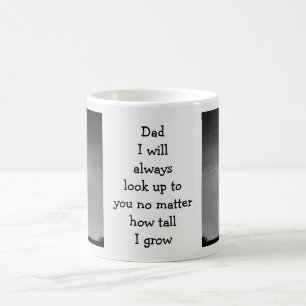 Mug Papa regarde toujours vers toi photo personnelle