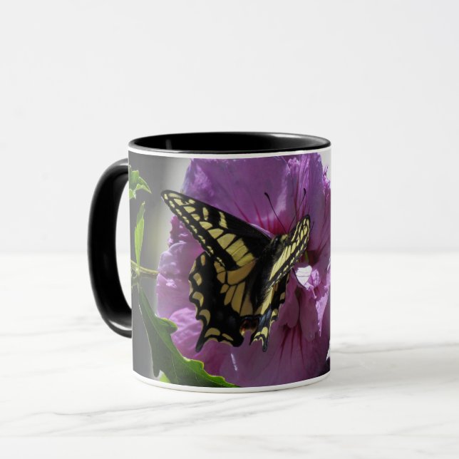 Mug - Papillon à queue noire sur la fleur (Devant gauche)