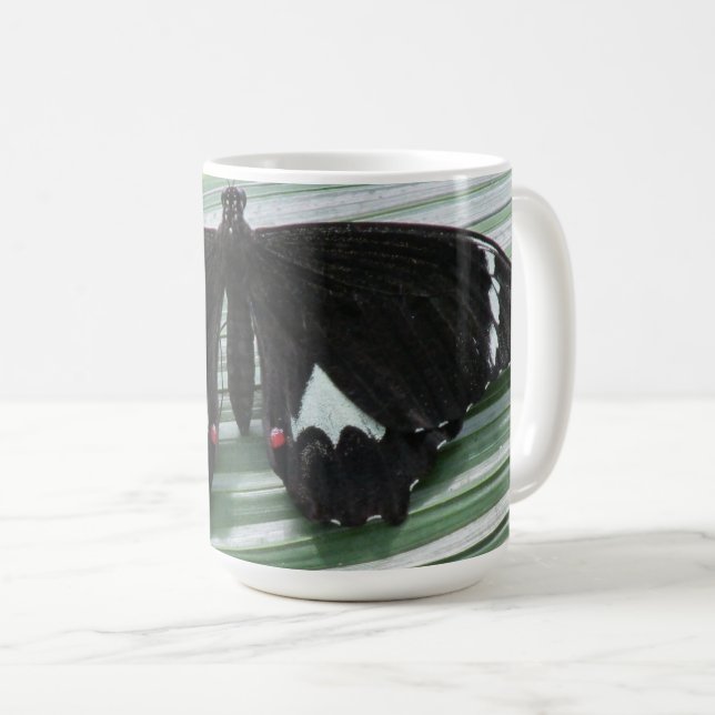 Mug Papillon noir et blanc (Devant droit)