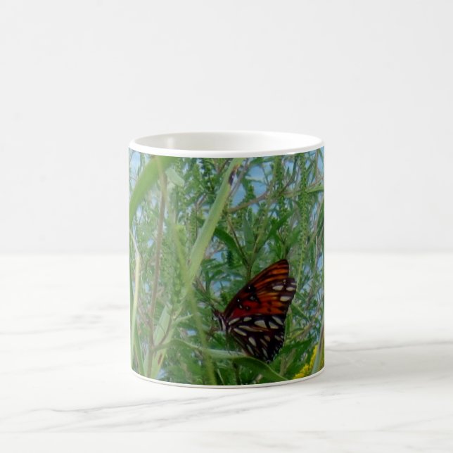 Mug Papillon par la rivière (Centre)