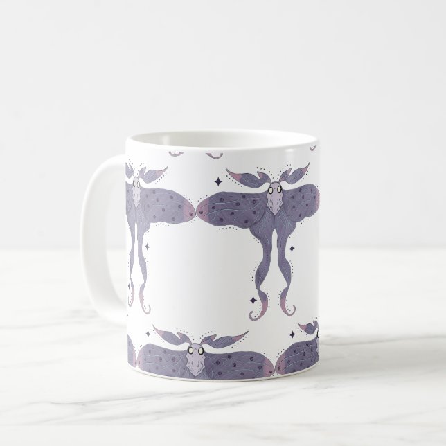 Mug Papillon Violet Fantaisiste avec Étincelles d'Étoi (Devant gauche)