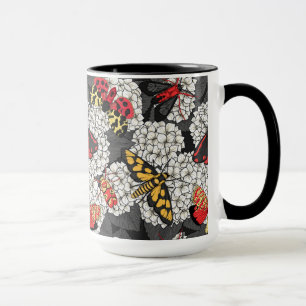 Mug Papillons de nuit sur une hydrangea blanche