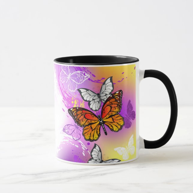 Mug Papillons Monarque sur Arrière - plan pourpre (Droite)