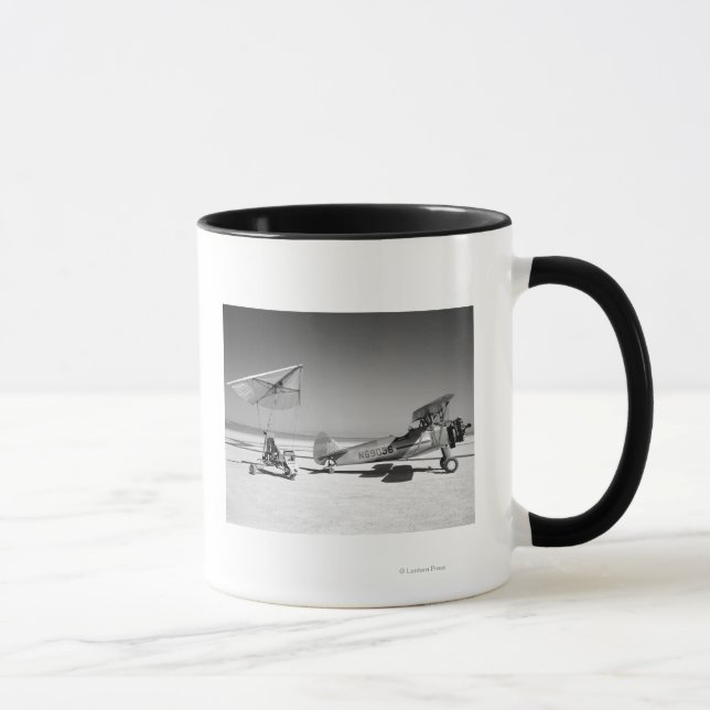 Mug Paresev 1-A sur Lakebed avec Tow Plane (Droite)