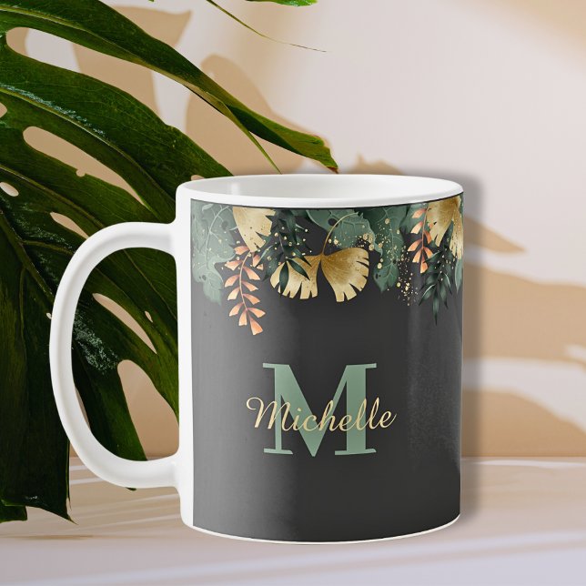 Mug Parties scintillant Feuille tropicale Monogramme T (Tropical Jungle Leaves with Gold Glitter Splatter Personalized Initial Monogram and Script Font Name)