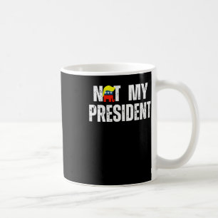 Mug Pas mon président Trump 2025