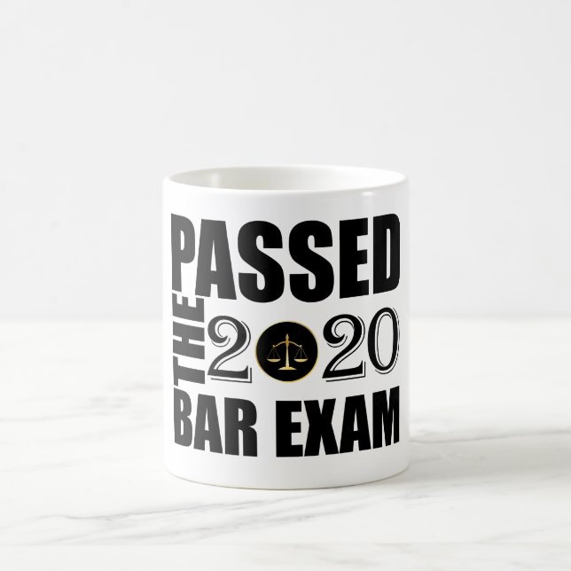 Mug Passé l'examen Bar 2020 (Centre)