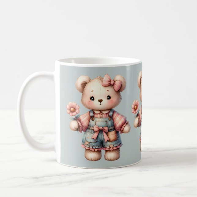 Mug Pastel Teddy Bear Holding Flower Wear Overalls (Gauche)
