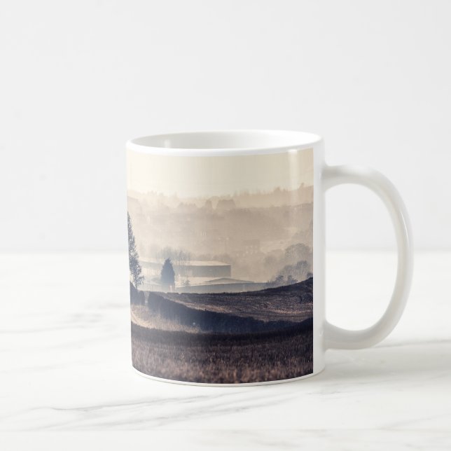 Mug Paysage brumeux de champs (Droite)