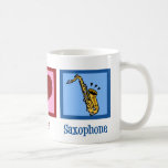 Mug Peace Love Saxophone<br><div class="desc">Un signe de paix,  un coeur et un saxophone. Un grand cadeau pour un joueur de saxon.</div>