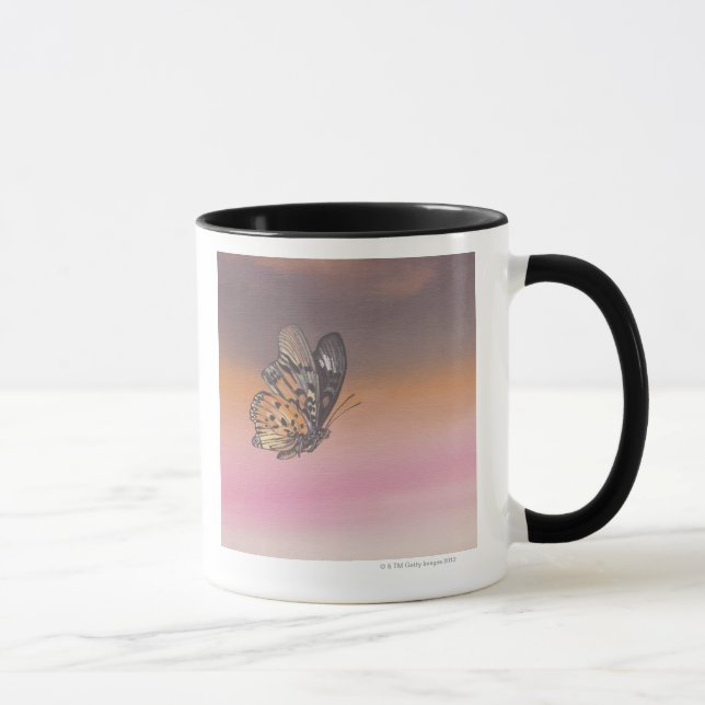 Mug Peignant dépeindre le papillon en vol (Droite)