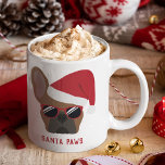 Mug Père Noël Paws Red Fawn French Bulldog<br><div class="desc">Sirotez votre boisson chaude préférée de cette tasse frenchie festive ou envoyez comme cadeau de Noël parfait à quelqu'un que vous connaissez qui aime simplement les bulldogs français. Le design est à double face et comprend un fauve rouge français portant un chapeau de Père Noël rouge et bien sûr, sans...</div>