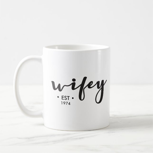 Mug Personnalisé Année établie ici personnalisé Wifey (Gauche)