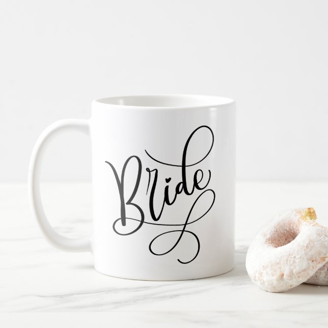 Mug personnalisé avec mariée de script à la main n (Avec donut)