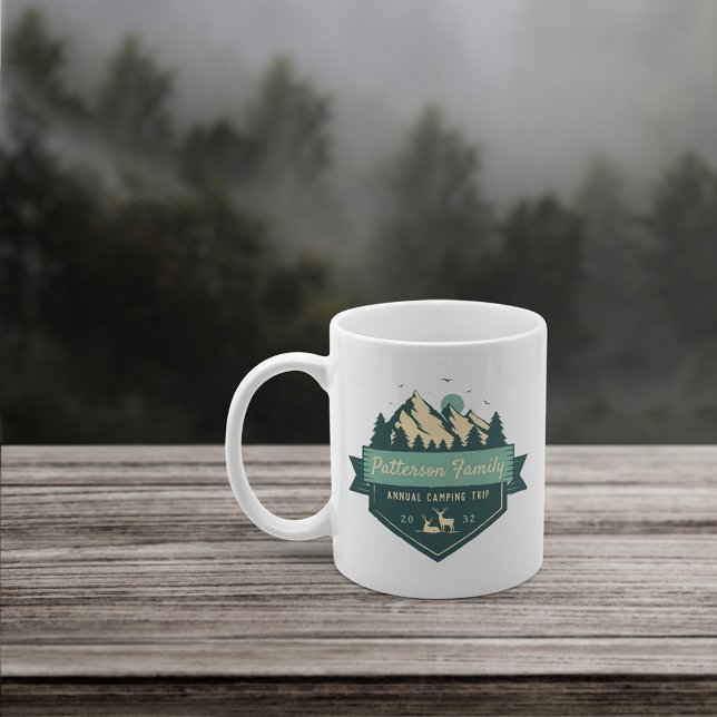 Mug Personnalisé Rustique Nom De Famille Camping Voyag (Créateur téléchargé)