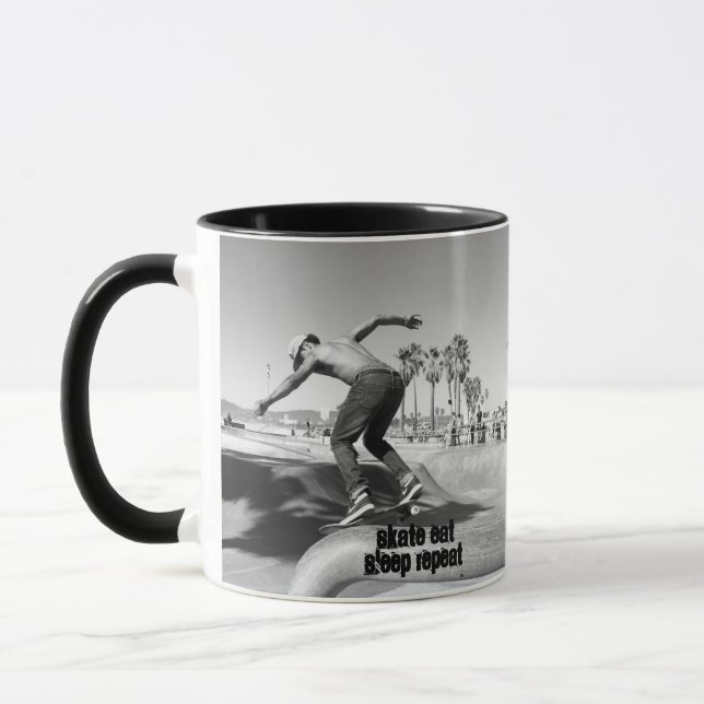 Mug Personnaliser, Faire du skate Manger Dormir Recomm (Gauche)