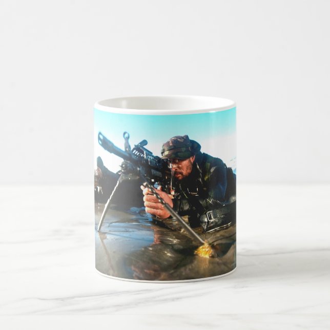 MUG PERSONNEL AMÉRICAIN DE COMBAT (Centre)