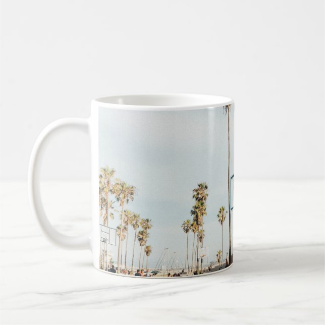 Mug Personnes à l'extérieur du terrain de basket (Gauche)