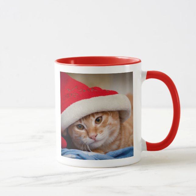 Mug Petit chaton dans le casquette rouge de Noël (Droite)