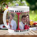Mug photo avec date de sauvegarde simple moderne<br><div class="desc">Mug photo avec date de sauvegarde avec vos propres photos sur un design simple. Dans l'éditeur avancé, vous pouvez choisir une couleur différente pour la forme rouge si vous le souhaitez (ou vous pouvez également la supprimer si vous n'en avez pas besoin). Excellent comme mug de date de sauvegarde ou...</div>