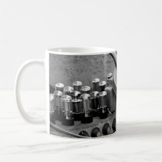 Mug Photo d'art encore en vie sur techno musicien