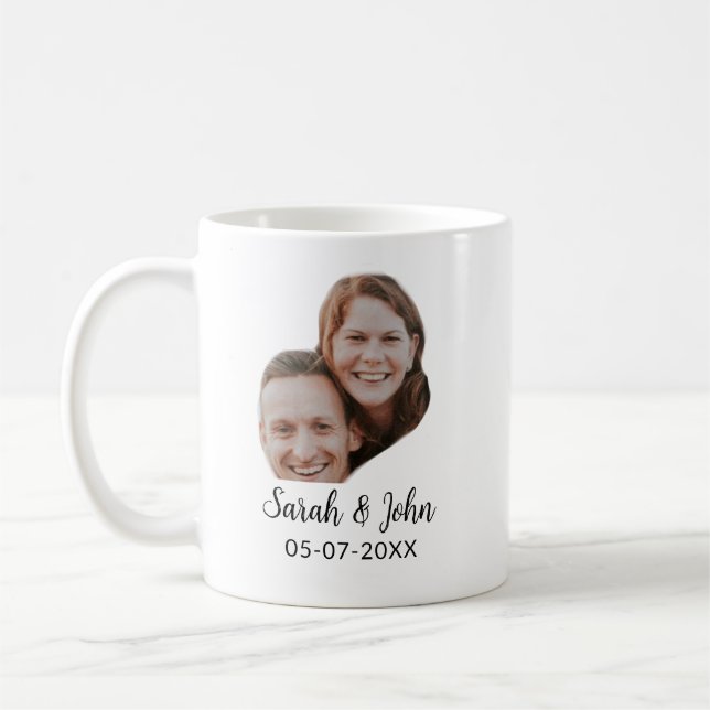 Mug Photo de couple avec nom et date simple mariage  (Gauche)