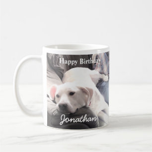 Mug Photo de mignon chien blanc fatigué avec meilleur 