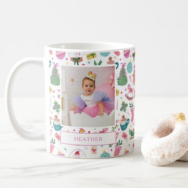 Mug photo de Noël mignon (Whimsical Mug with Cheerful Christmas Doodles  and Photo, a Perfect Holiday Gift! by Painted Paperie)