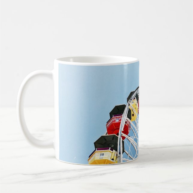 Mug Photo en grand angle de la roue blanche Ferris dan (Gauche)