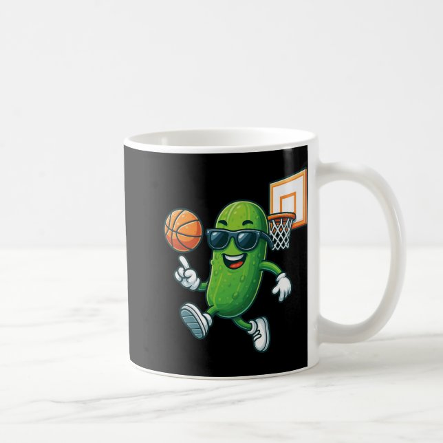 Mug Pickle Playing Basketball Premium  (Droite)