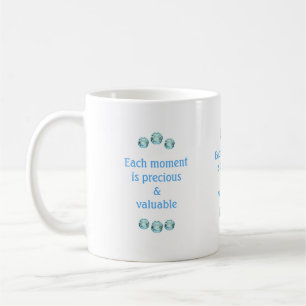 Mug Pierres précieuses bleu clair sur fond blanc