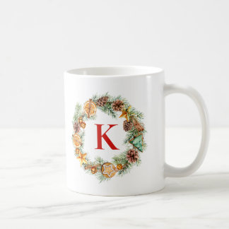 Mug Pinecone de couronne de Noël et Monogramme d'Everg