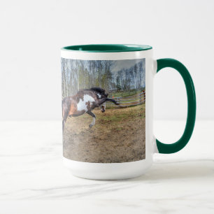 Mug Pinto Stallion équine photo d'action