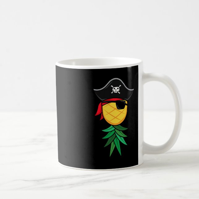 Mug Pirate d'Halloween vers le haut des pivots d'anana (Droite)