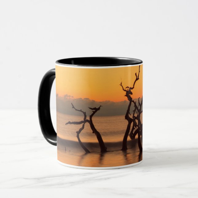 Mug Plage de bois flotté au lever du soleil Jekyll Isl (Devant gauche)