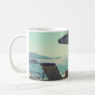 Mug Plage de sable l'après-midi ensoleillée, avec para